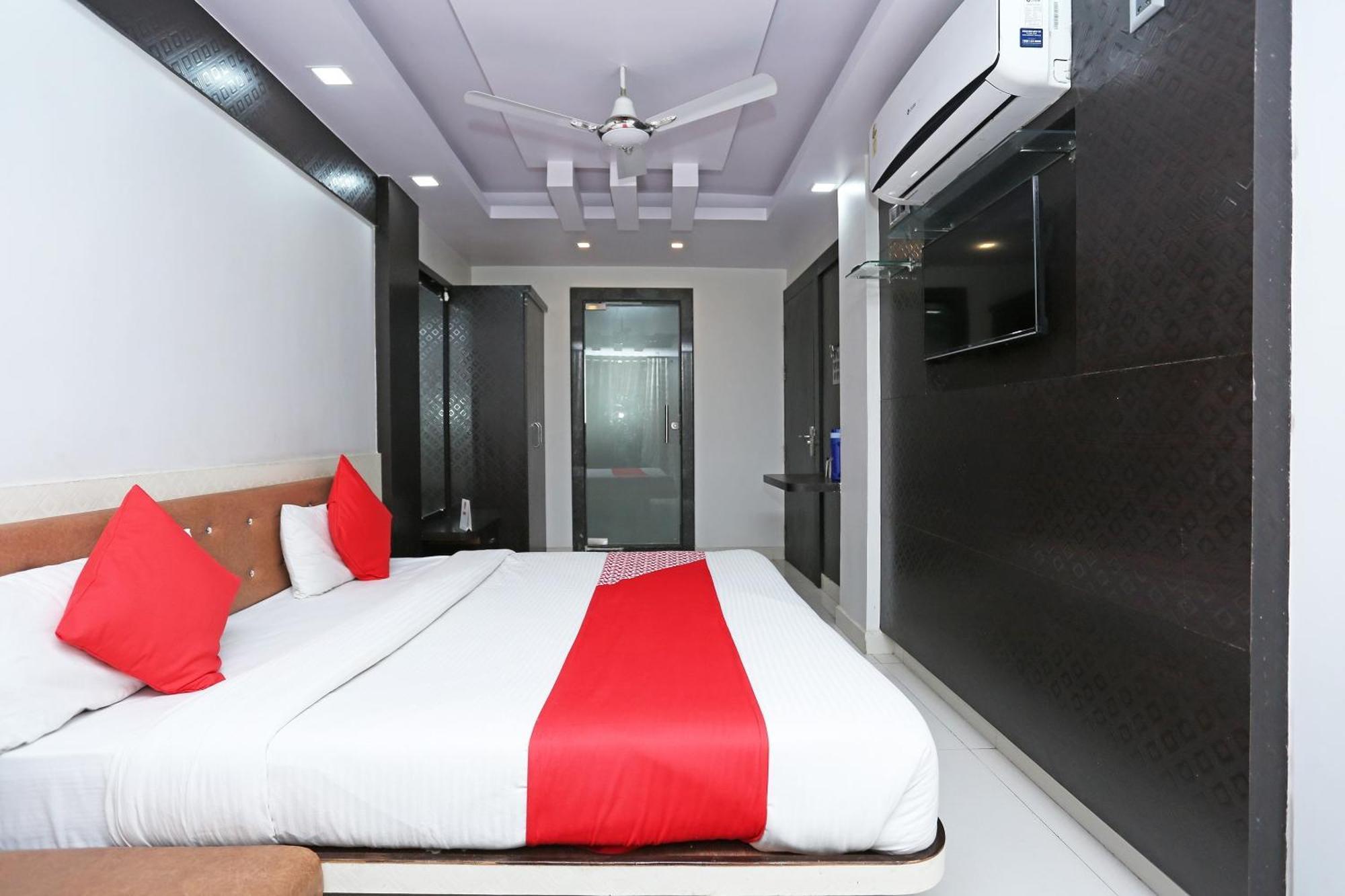 Collection O 3995 Hotel Shree Kishan Palace Bhopal Exteriör bild