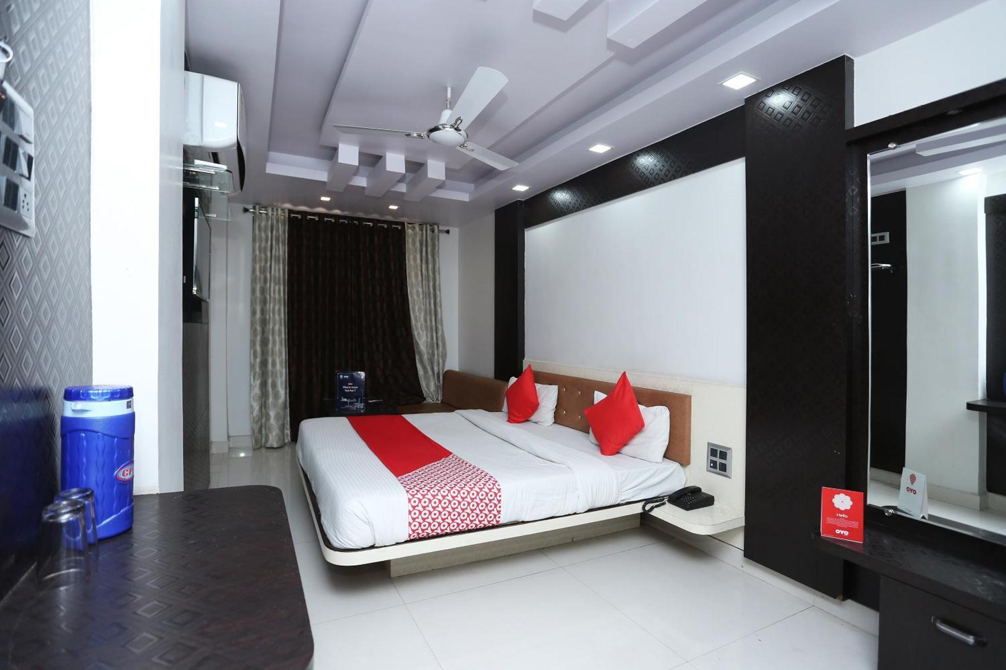 Collection O 3995 Hotel Shree Kishan Palace Bhopal Exteriör bild